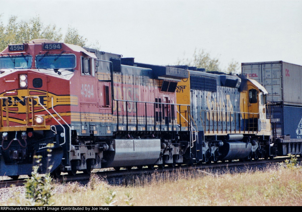 BNSF 4594 East